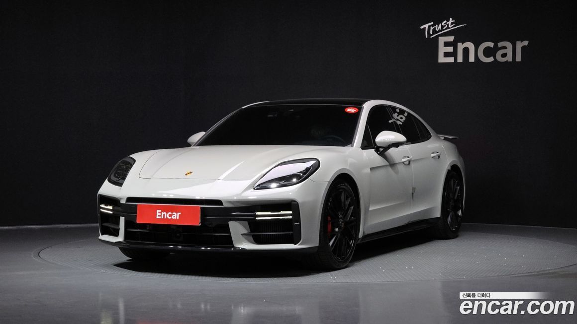 Porsche Panamera 4.0 GTS, 2025