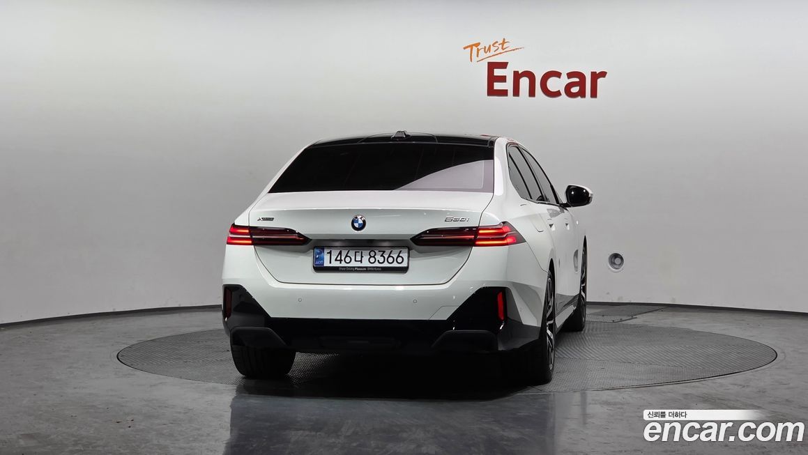 BMW 5-Series 530i xDrive M Sport, 2024