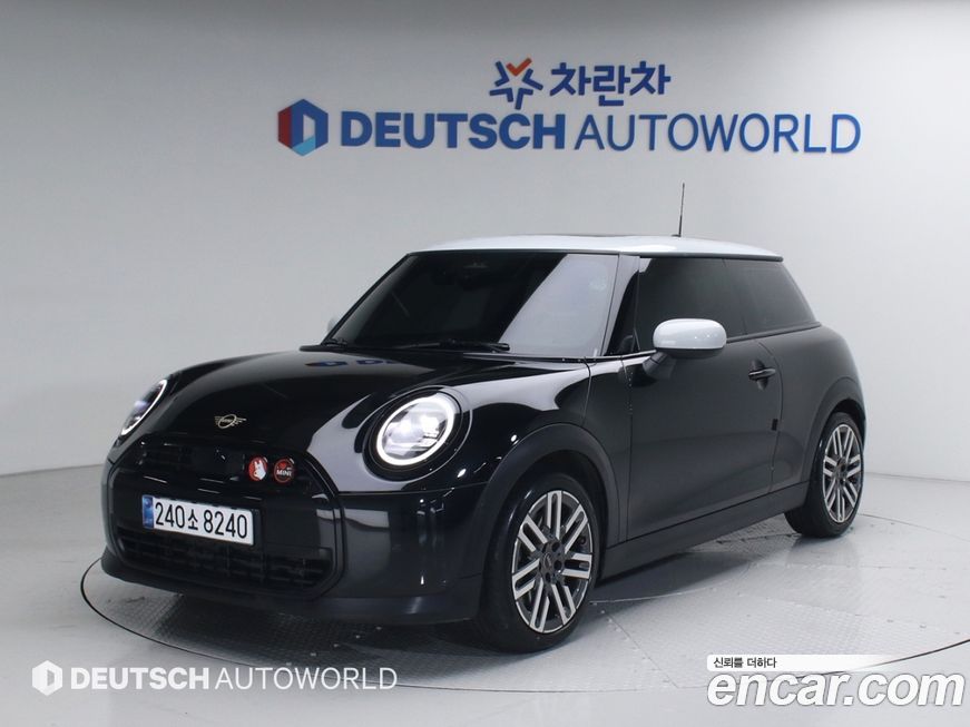 Mini Cooper Classic, 2025