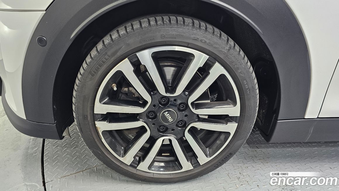 Mini Cooper Convertible Classic, 2024