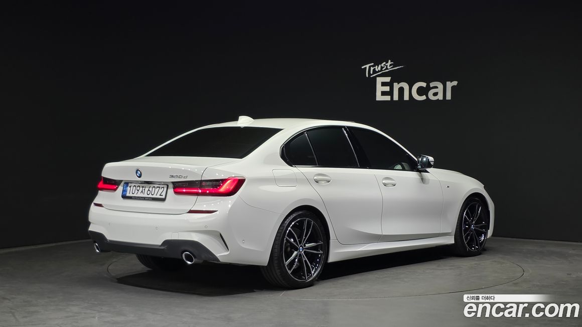 BMW 3-Series 320d M Sport, 2022