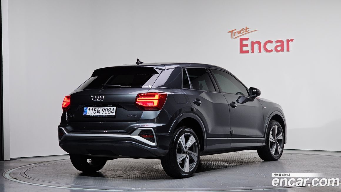 Audi Q2 35 TDI Premium, 2023
