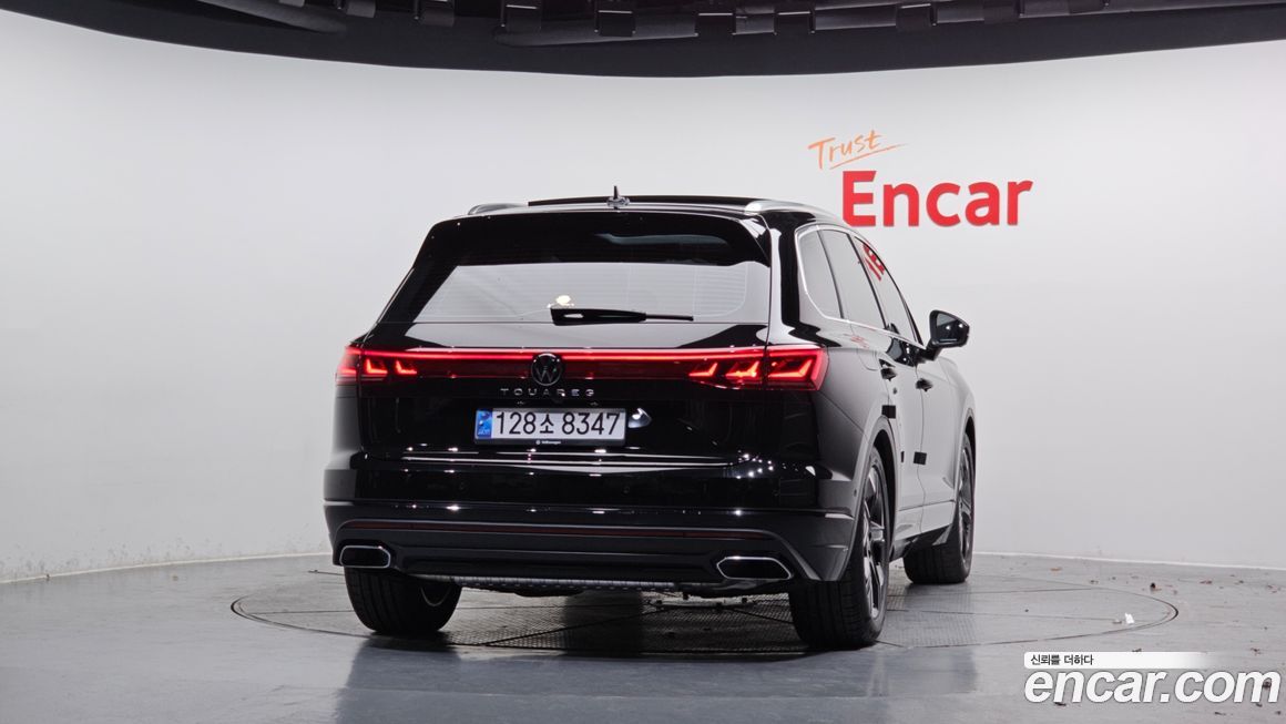 Volkswagen Touareg 3.0 TDI Prestige, 2024