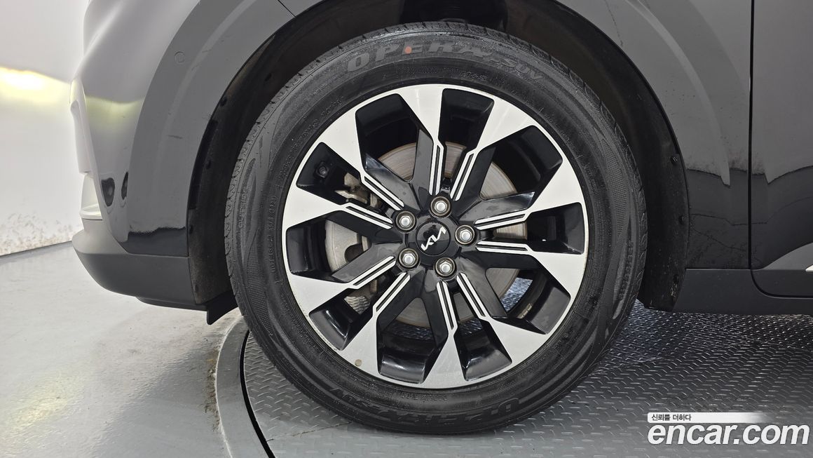 Kia Carnival 9-Seater Signature, 2023