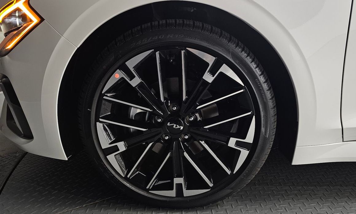 Kia K5 1.6 Turbo, 2026