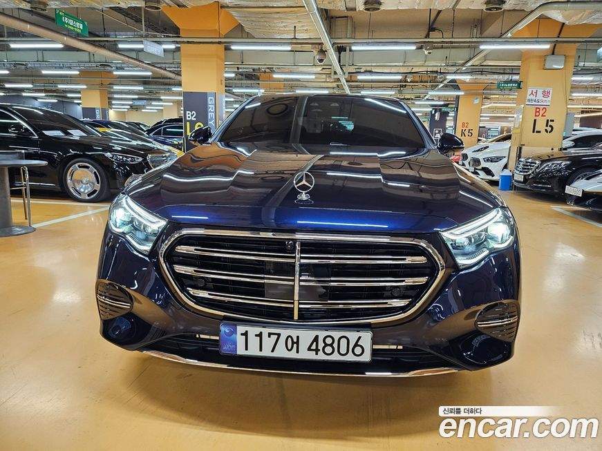 Mercedes-Benz E-Class E300 4MATIC Exclusive, 2024
