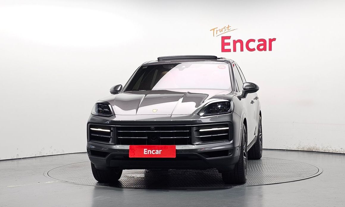 Porsche Cayenne 3.0, 2024