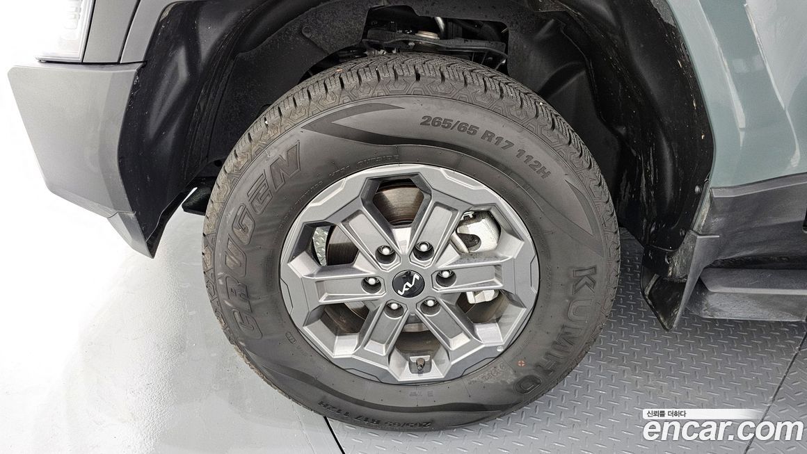 Kia Tasman 2.5T Gasoline 4WD, 2026