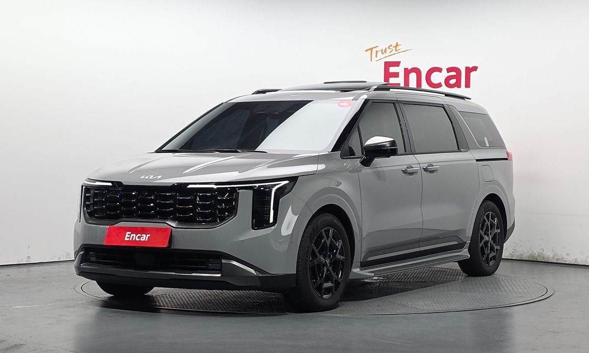Kia Carnival 9-Seater Gravity, 2025