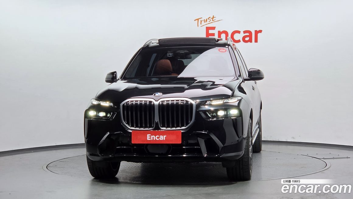BMW X7 xDrive 40i M Sport 6STR, 2025