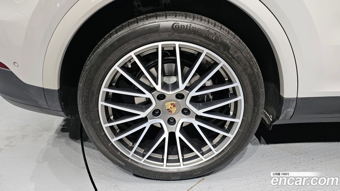 Porsche Cayenne 3.0, 2023