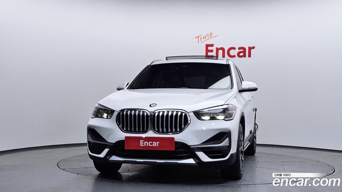 BMW X1 xDrive 20i xLine, 2022