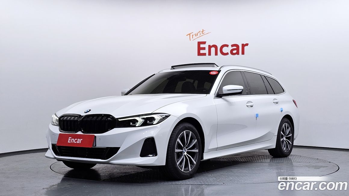BMW 3-Series 320i Touring, 2024