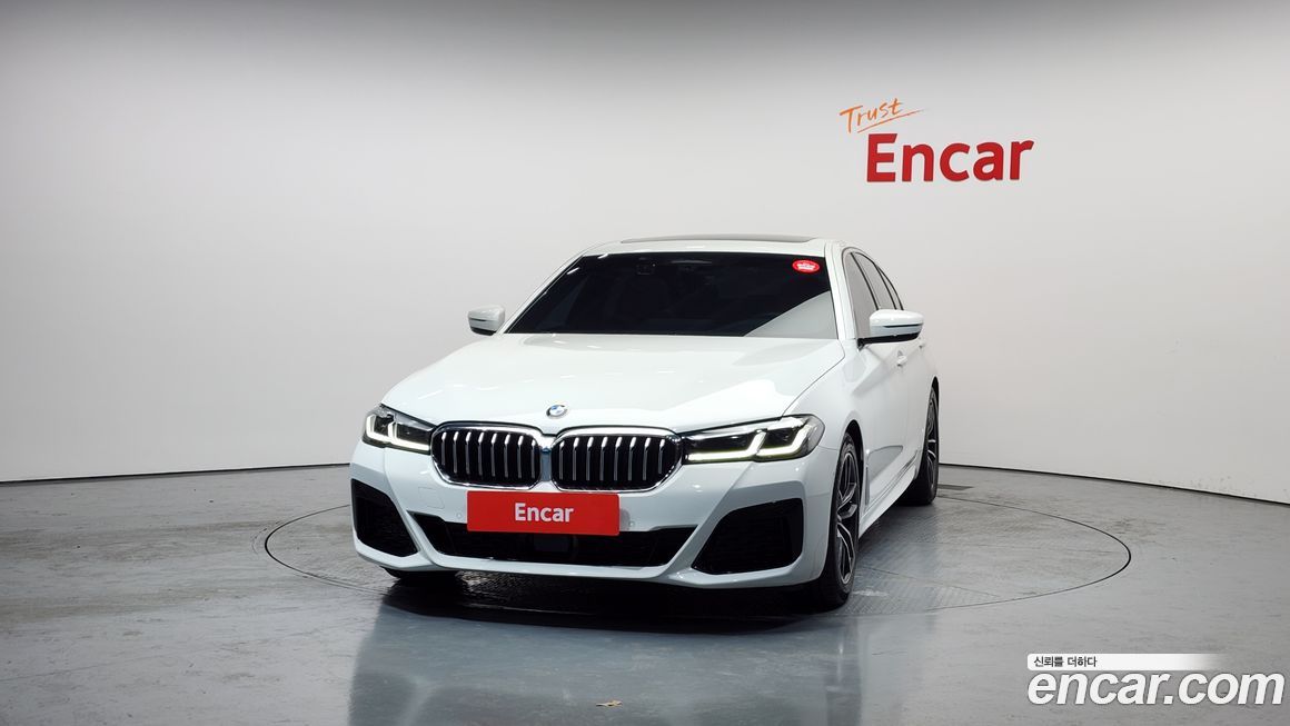 BMW 5-Series 520i M Sport, 2022