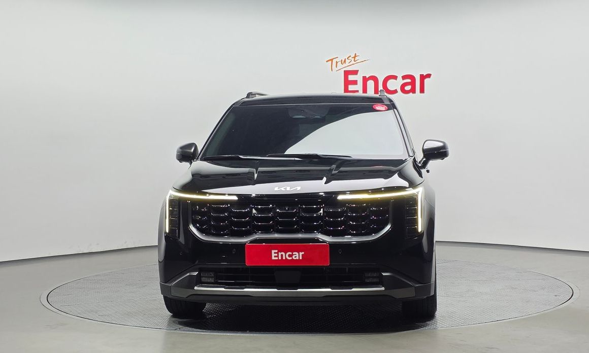 Kia Carnival 7-Seater Gravity, 2024