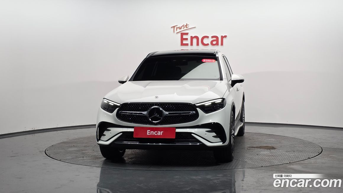 Mercedes-Benz GLC-Class GLC300 4MATIC AMG Line, 2025
