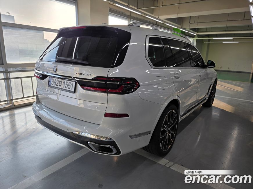 BMW X7 xDrive 40d M Sport 7 STR, 2025