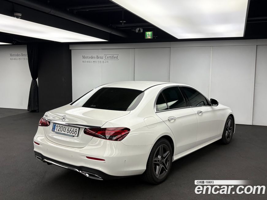 Mercedes-Benz E-Class E250 AMG Line, 2023