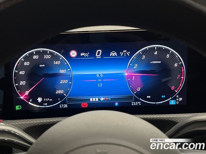 Mercedes-Benz CLA-Class CLA250 4MATIC, 2025