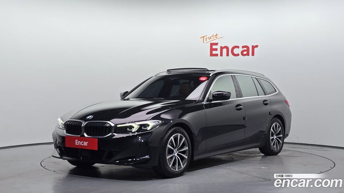 BMW 3-Series 320i Touring, 2023