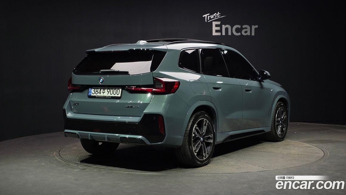 BMW X1 sDrive 20i M Sport, 2023