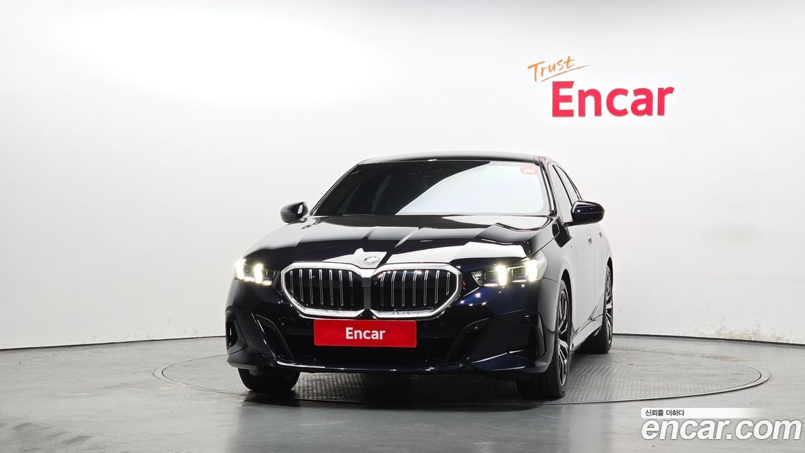 BMW 5-Series 530i xDrive M Sport, 2025