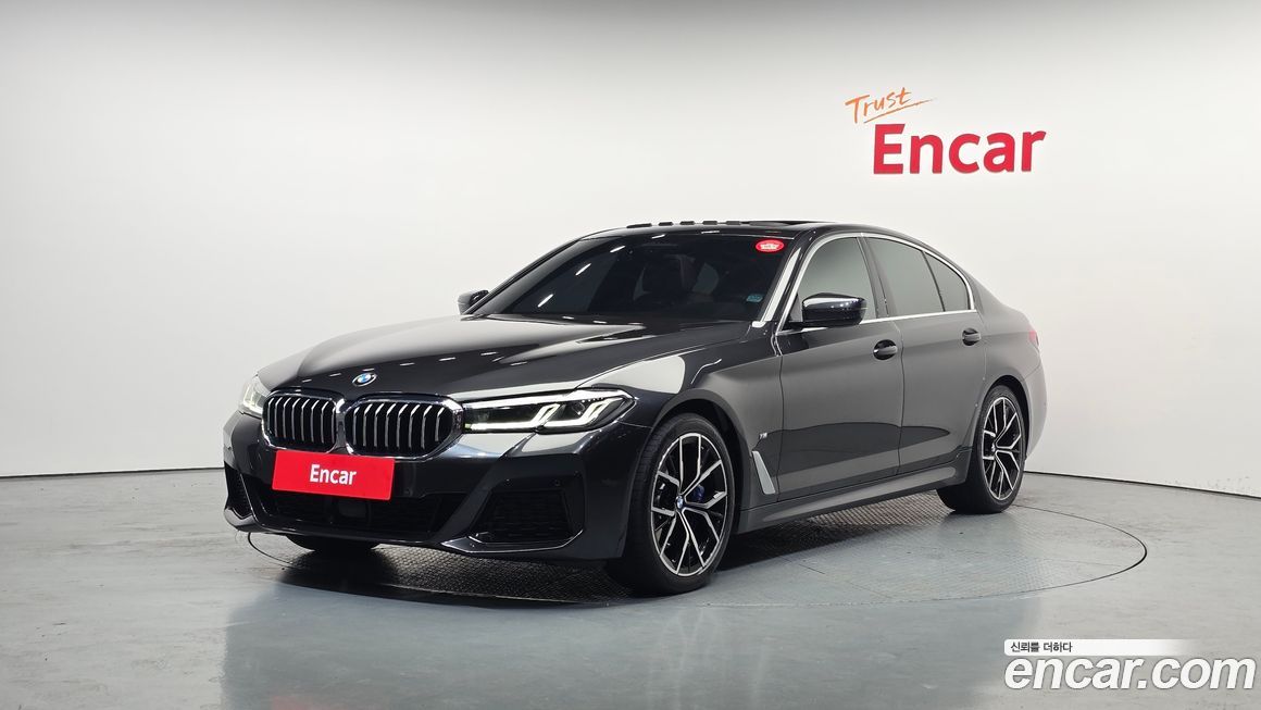 BMW 5-Series 530i xDrive M Sport Package, 2022