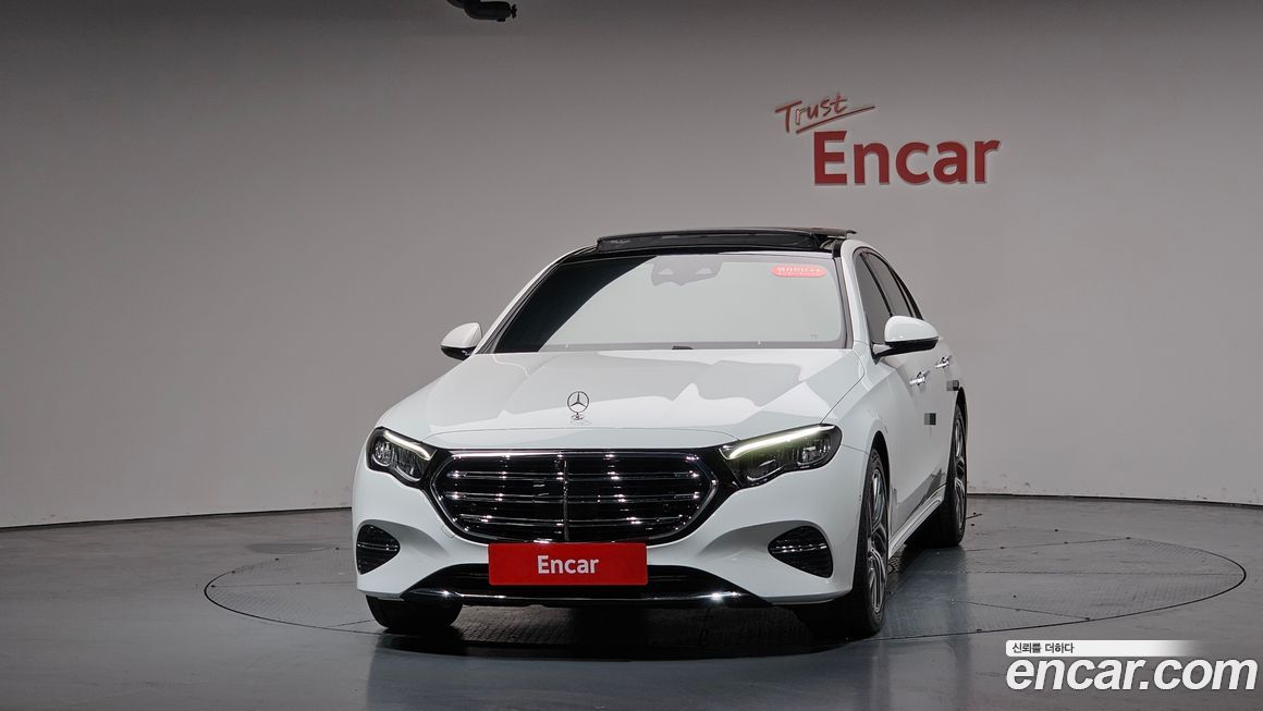 Mercedes-Benz E-Class E220d 4MATIC Exclusive, 2024