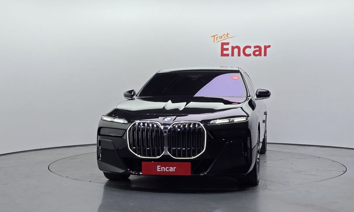 BMW 7-Series 740d xDrive M Sport, 2025