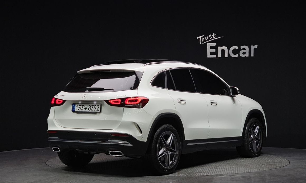 Mercedes-Benz GLA-Class GLA250 4MATIC, 2023