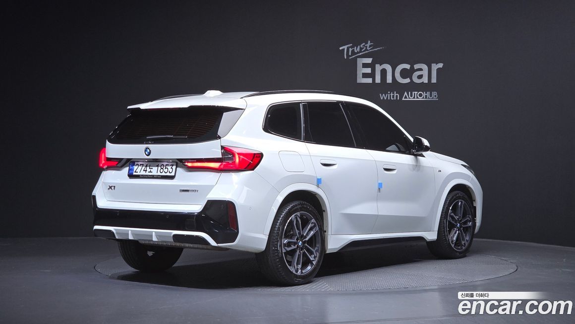 BMW X1 sDrive 20i M Sport, 2023