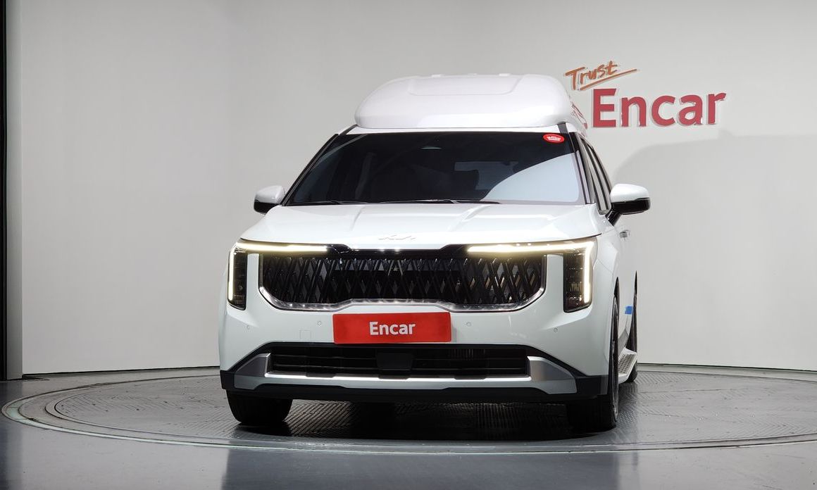 Kia Carnival 9-Seater Prestige, 2024