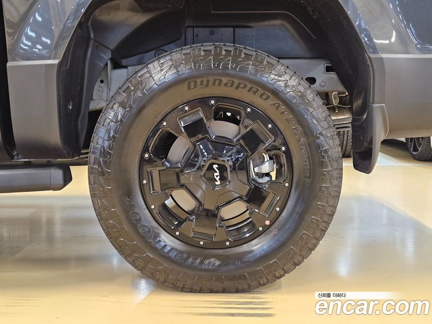 Kia Tasman 2.5T Gasoline 4WD, 2026