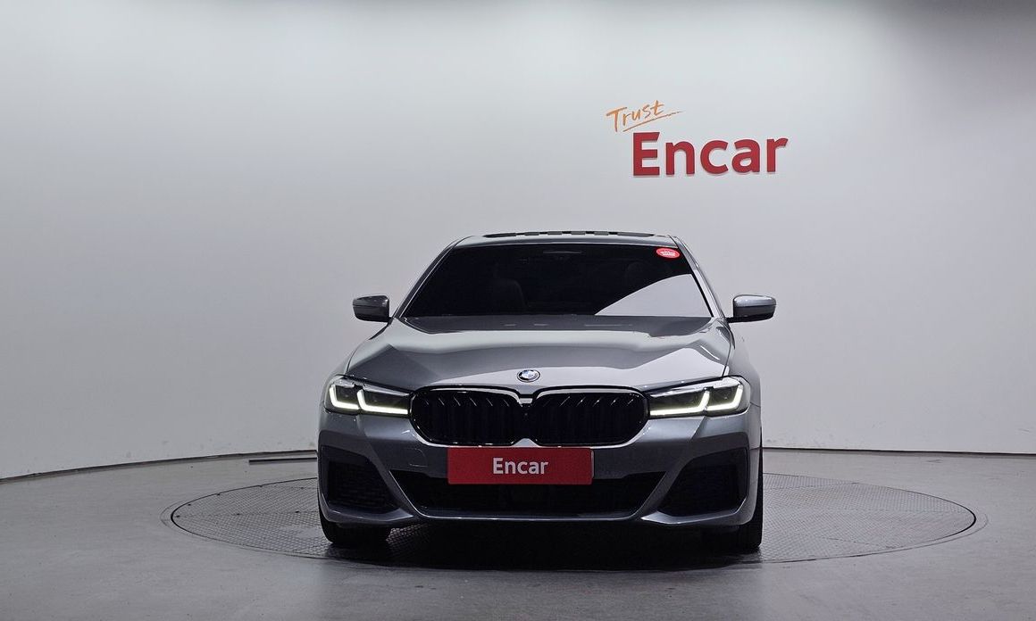 BMW 5-Series 520i M Sport, 2023
