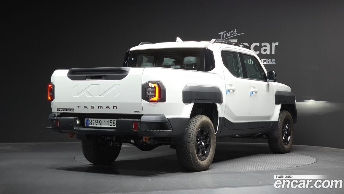 Kia Tasman 2.5T Gasoline 4WD, 2026