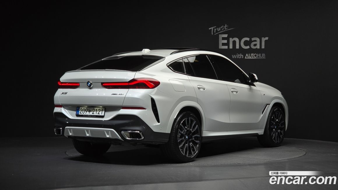 BMW X6 xDrive40i M Sport, 2025