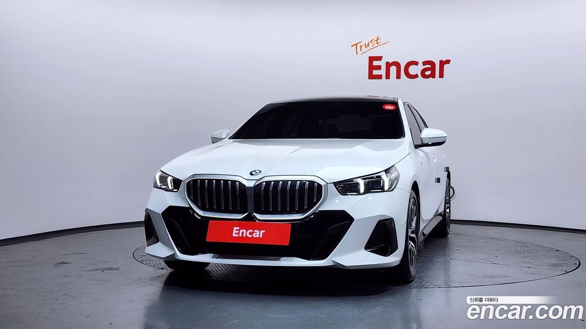 BMW 5-Series 520i M Sport, 2024