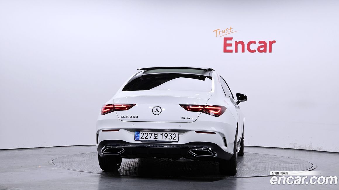 Mercedes-Benz CLA-Class CLA250 4MATIC, 2023