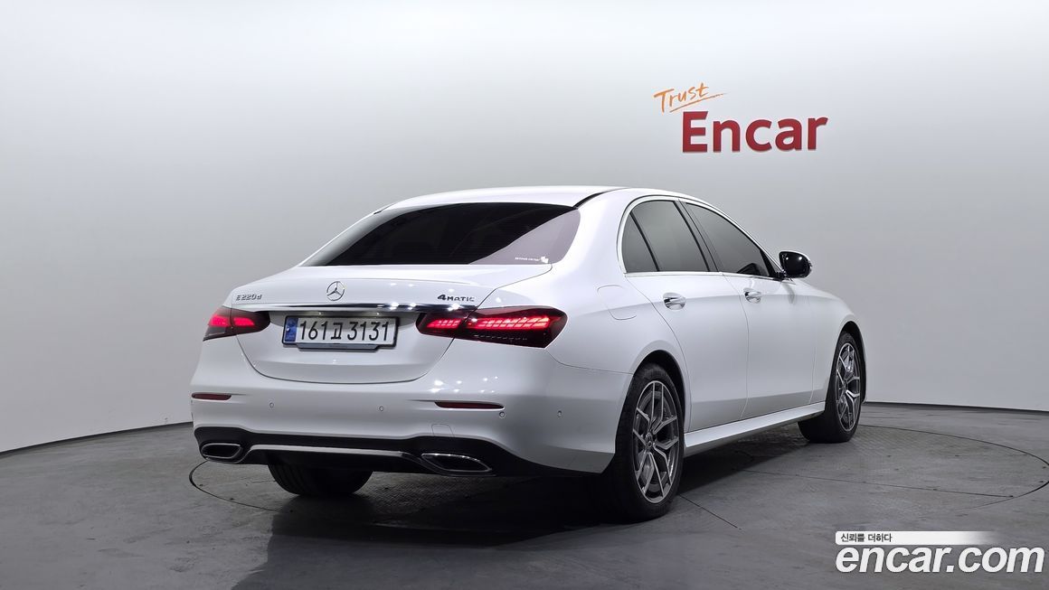Mercedes-Benz E-Class E220d 4MATIC AMG Line, 2023