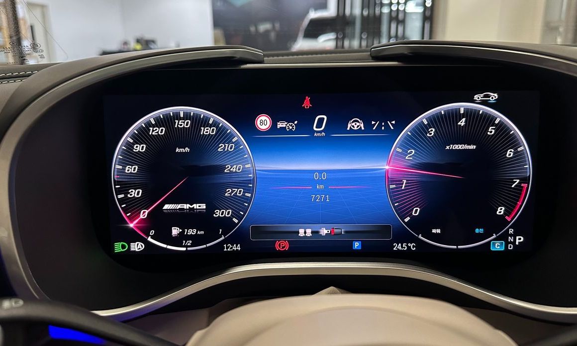Mercedes-Benz SL-Class AMG SL43, 2025