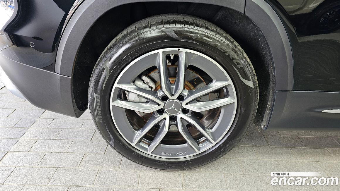Mercedes-Benz GLB-Class AMG GLB35 4MATIC, 2024