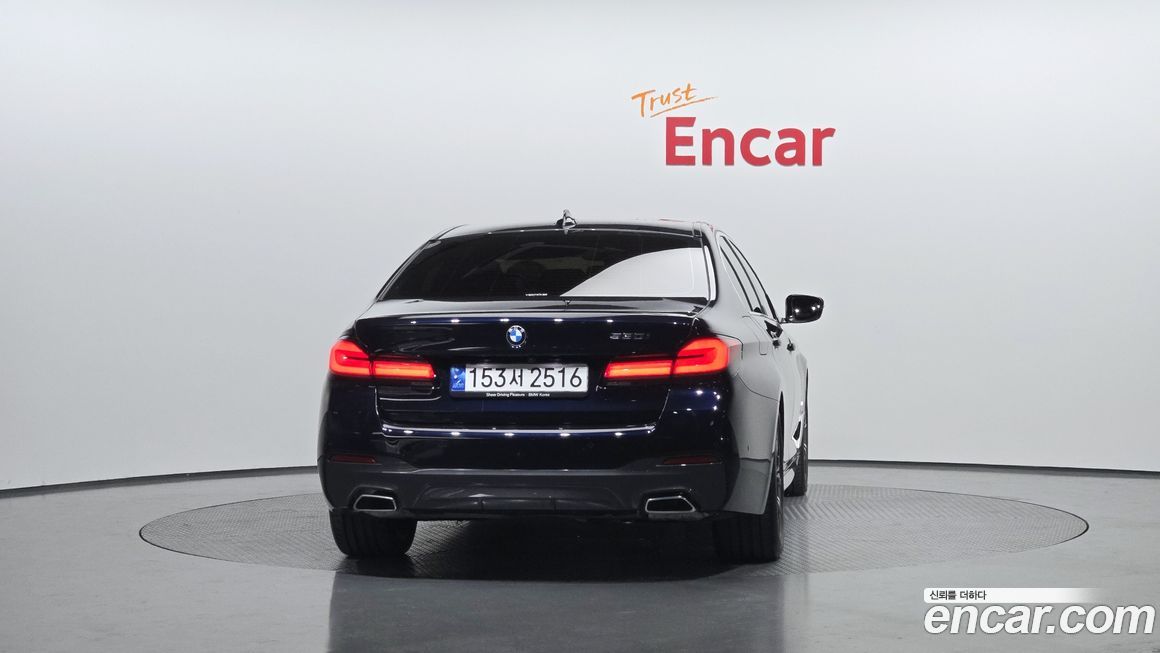 BMW 5-Series 530i M Sport Package, 2023