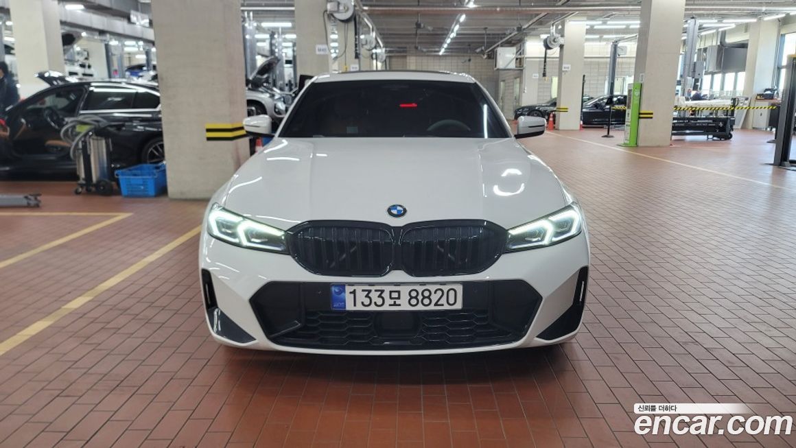 BMW 3-Series 320i M Sport, 2024