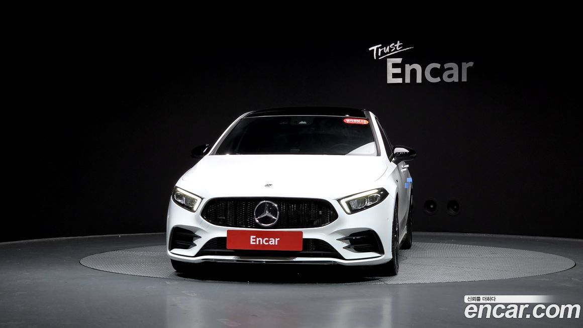 Mercedes-Benz A-Class AMG A35 4MATIC Sedan, 2023