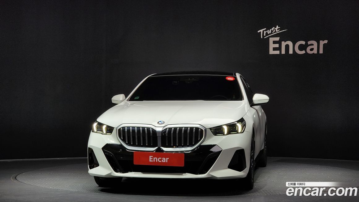 BMW 5-Series 520i M Sport, 2024