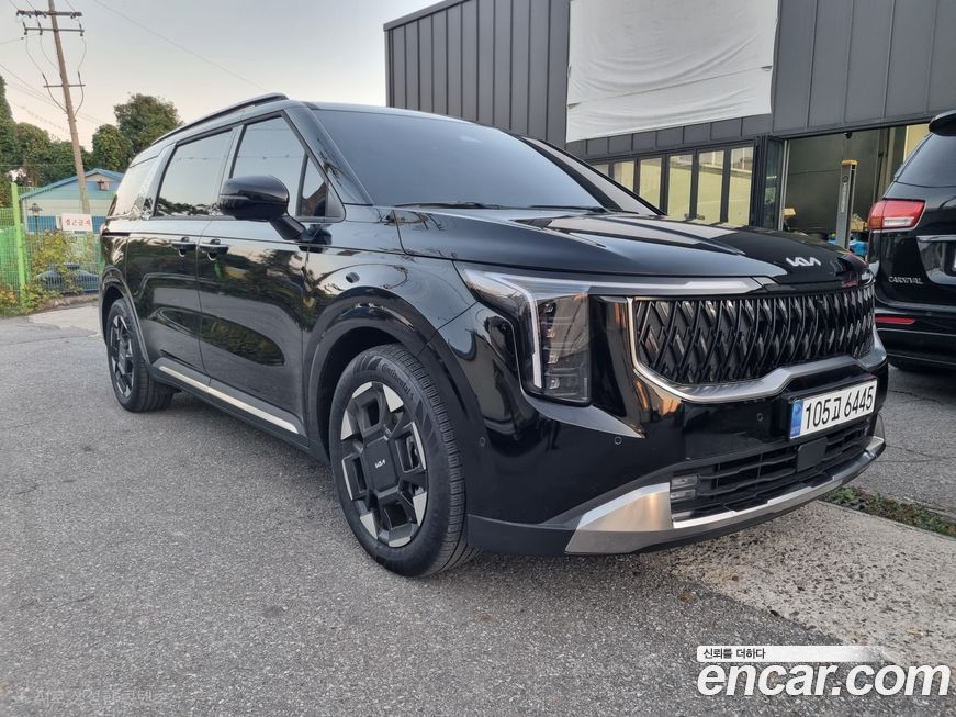 Kia Carnival 7-Seater Signature, 2025