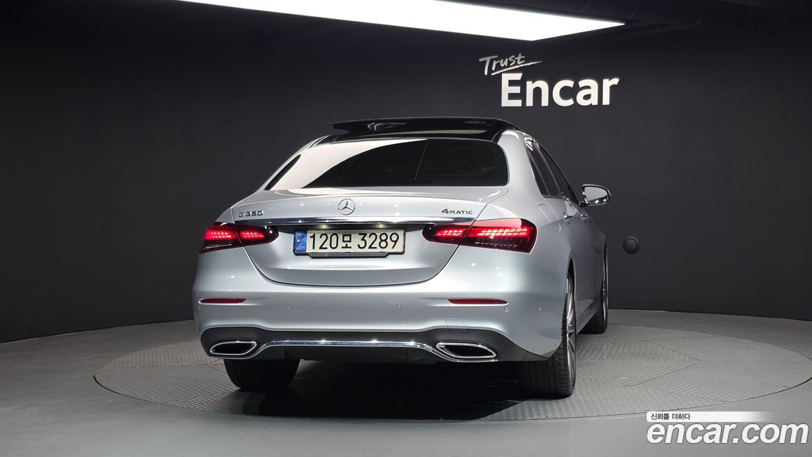 Mercedes-Benz E-Class E350 4MATIC AMG Line, 2022