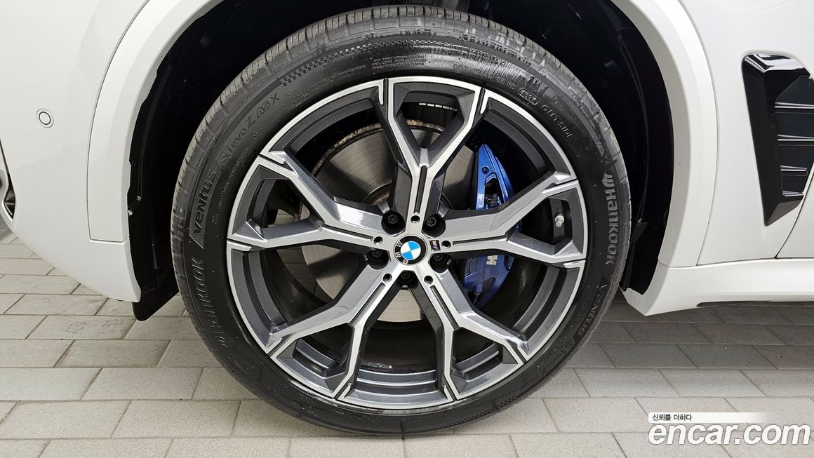 BMW X5 xDrive 40i M Sport, 2025