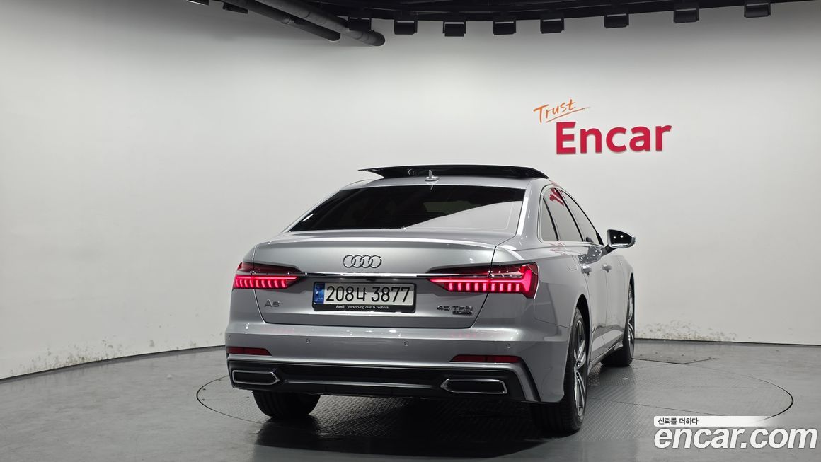 Audi A6 45 TFSI Quattro Premium, 2023