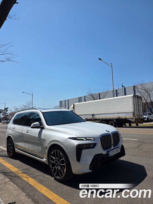 BMW X7 xDrive 40d M Sport 7 STR, 2025